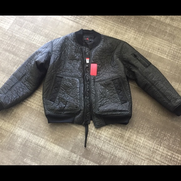 Jordan Jacket - Picture 1 of 4